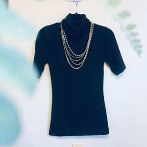 💝 Navy Turtleneck